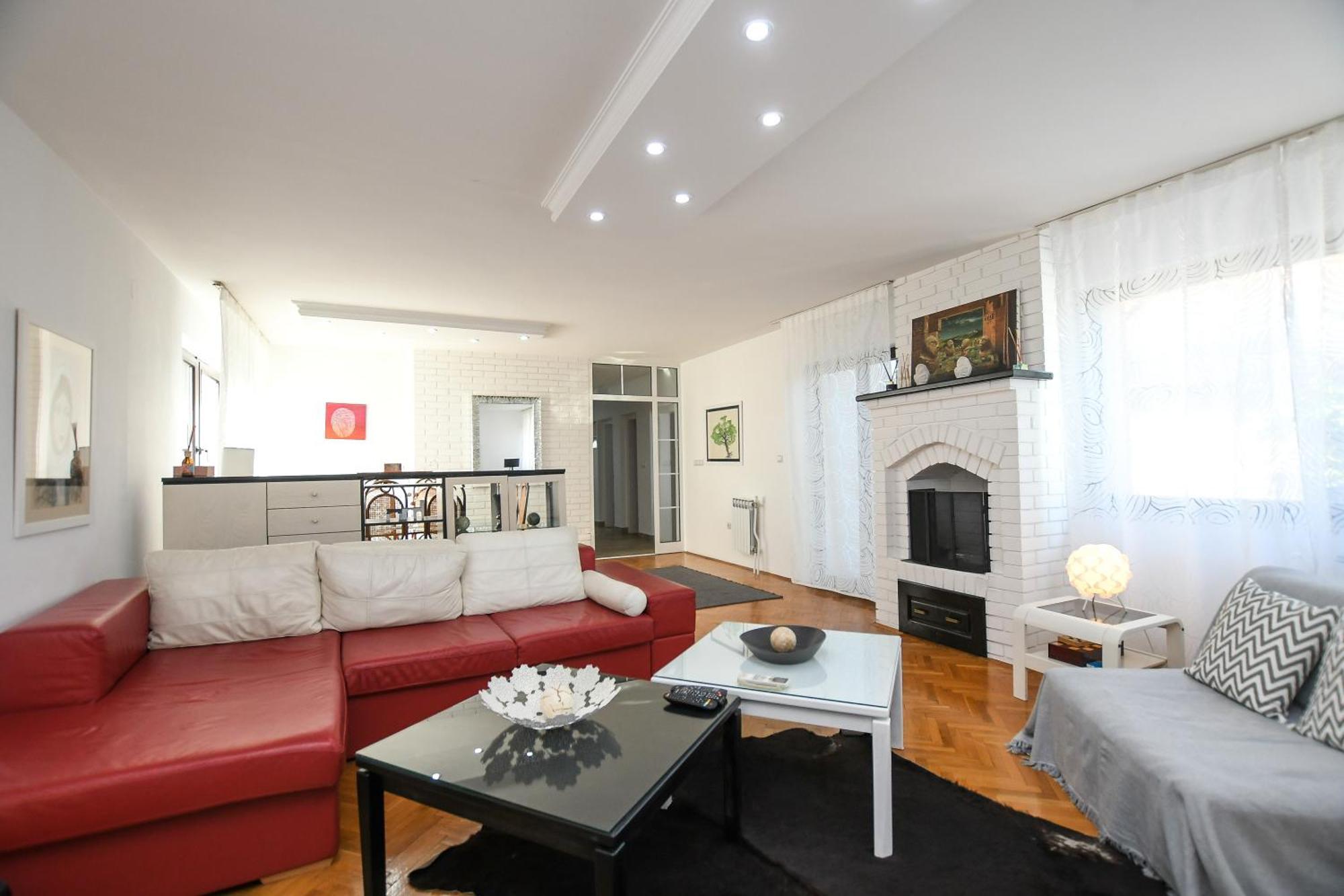 Villa Mina Kladovo, 5-Bedroom Villa With Pool For Up To 12 People المظهر الخارجي الصورة